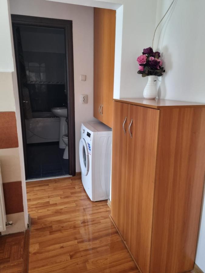 Marya'S Apartamento Râmnicu Vâlcea Exterior foto