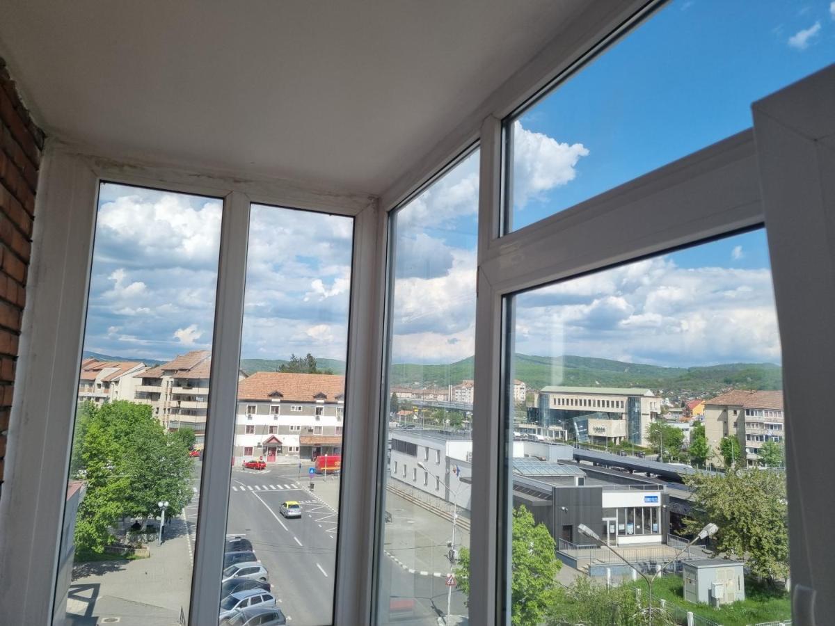 Marya'S Apartamento Râmnicu Vâlcea Exterior foto